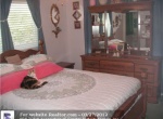 284 Sw 9th St