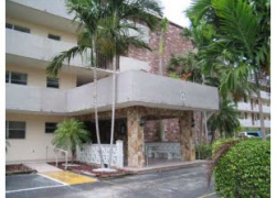 3750 Ne 170 St Unit: 109