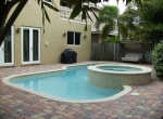 Las Olas by the Sea